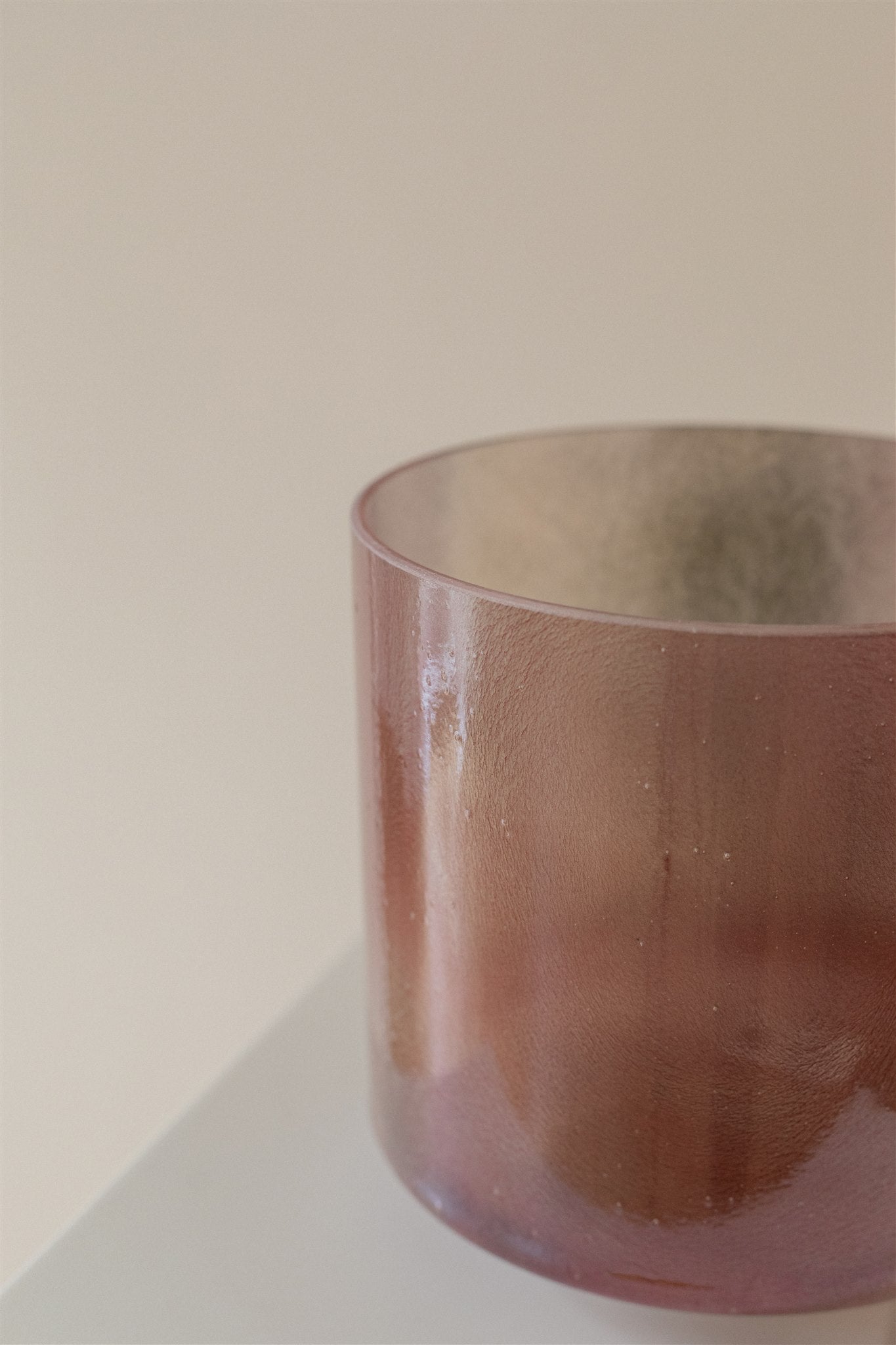 8" F+5 Morganite, White Light Aura Gold